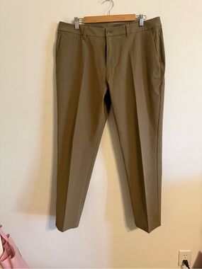 lululemon athletica Men's Olive Dress Pants - Slim Tailored